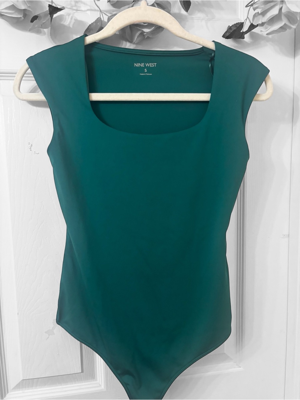 Nine West Teal Scoop Neck Cap-Sleeve Bodysuit